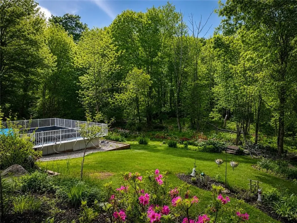 422 Rockland Road Scituate RI 02857