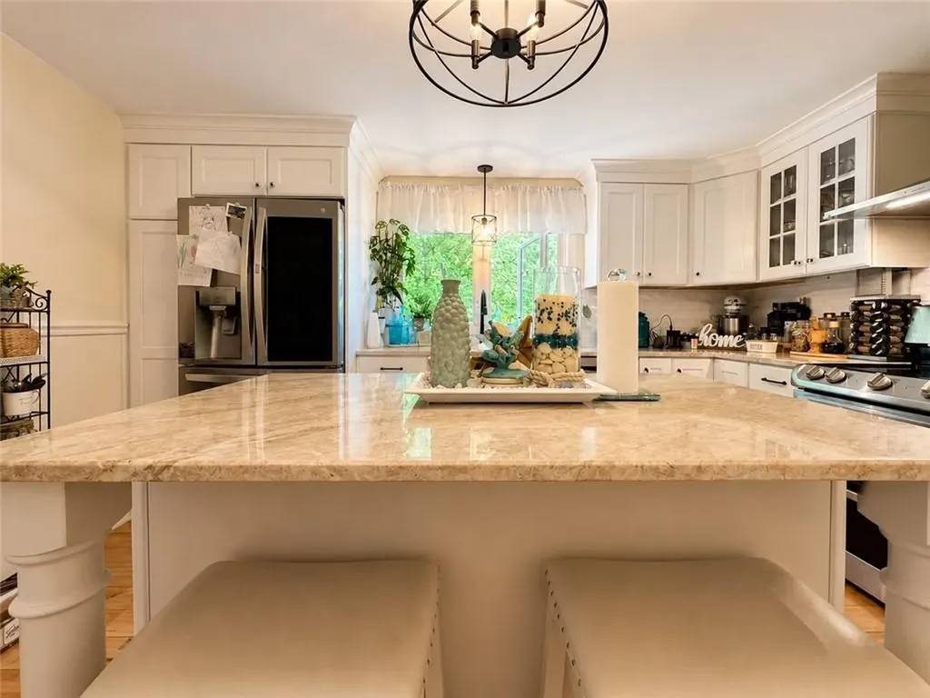 422 Rockland Road Scituate RI 02857