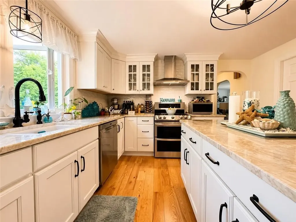 422 Rockland Road Scituate RI 02857