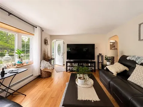 422 Rockland Road Scituate RI 02857