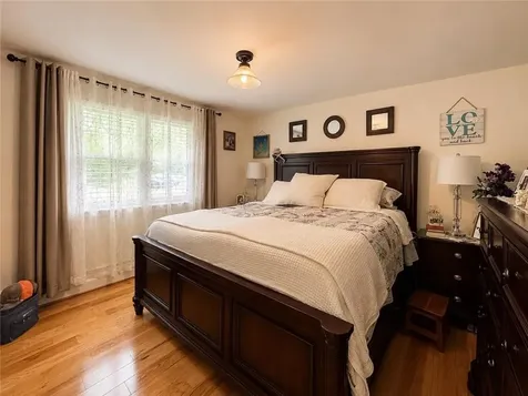 422 Rockland Road Scituate RI 02857