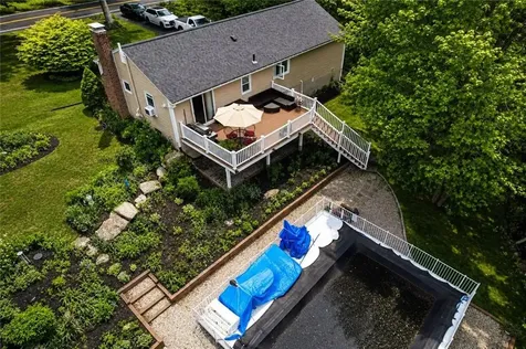422 Rockland Road Scituate RI 02857