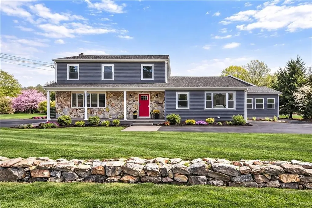 36 Kinnicutt Avenue Warren RI 02885
