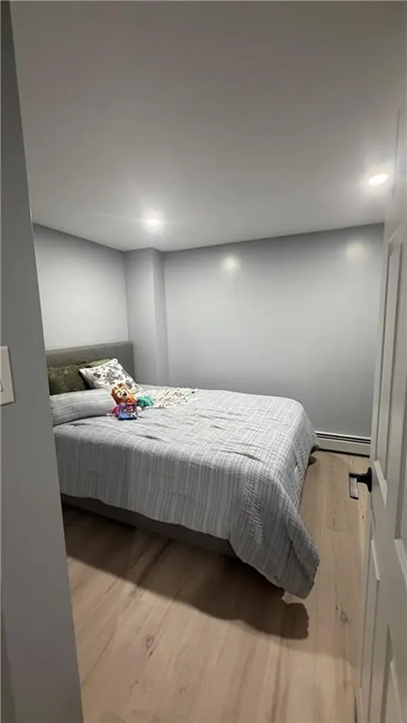 75 Hobson Avenue North Providence RI 02911