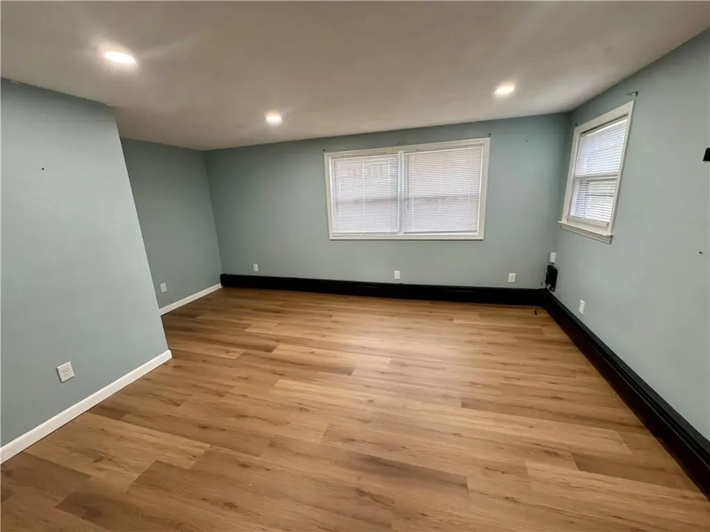 75 Hobson Avenue North Providence RI 02911