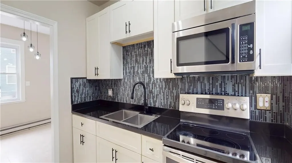 11 Swanton Street Providence RI 02910