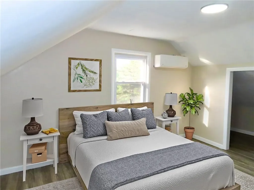 11 Swanton Street Providence RI 02910