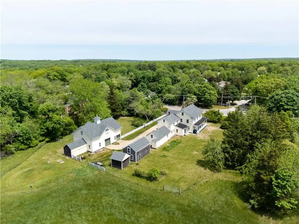 299 Davisville Road North Kingstown RI 02852