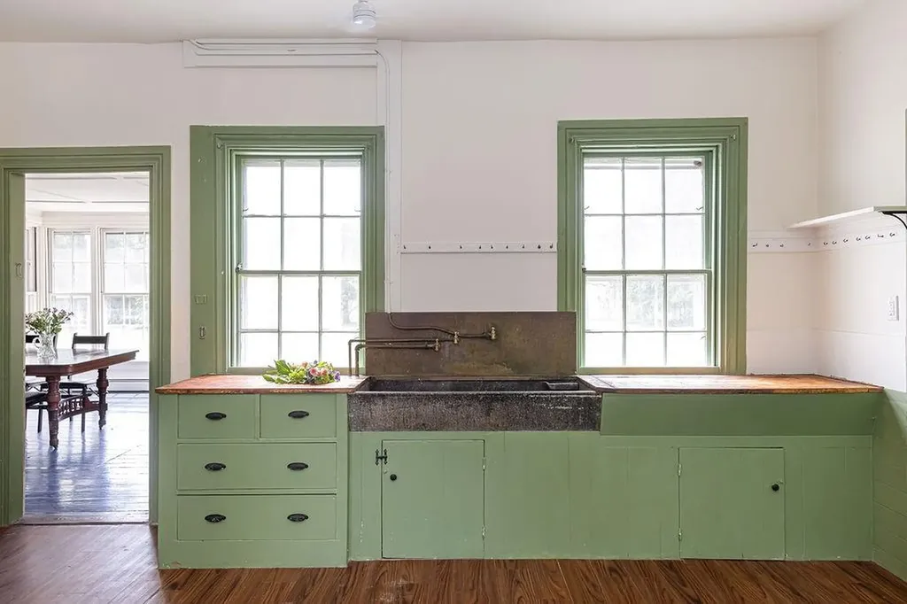 299 Davisville Road North Kingstown RI 02852