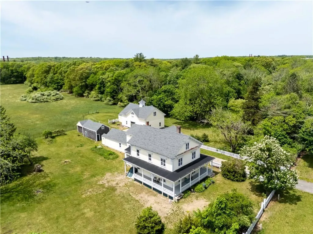 299 Davisville Road North Kingstown RI 02852