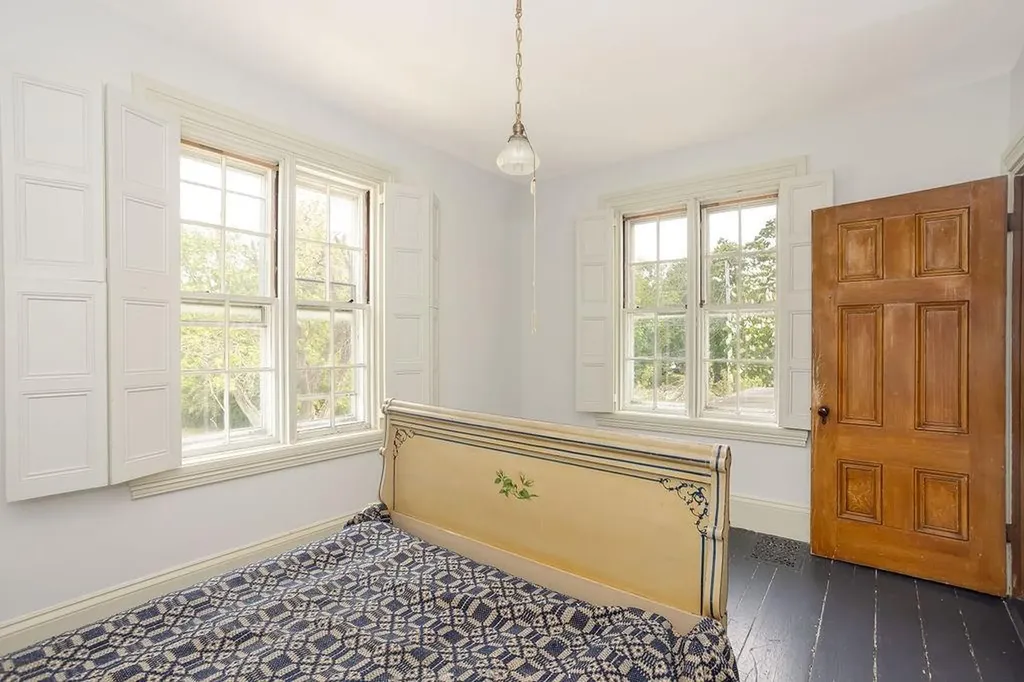 299 Davisville Road North Kingstown RI 02852