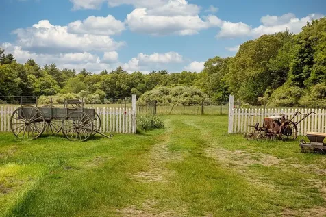 299 Davisville Road North Kingstown RI 02852