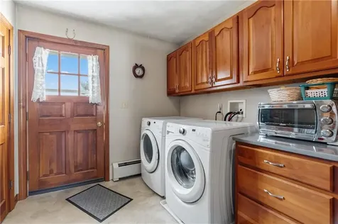 36 High St Street Freetown MA 02702