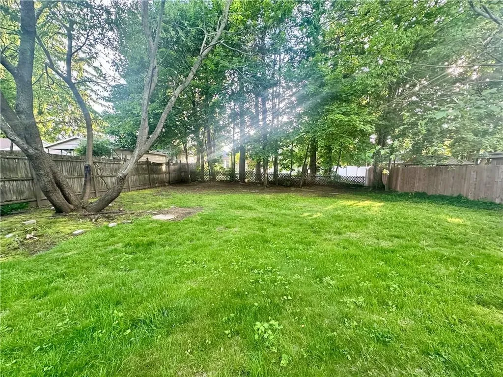 26 Pleasant Street Lincoln RI 02865