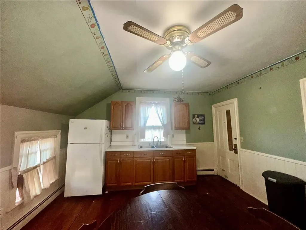 26 Pleasant Street Lincoln RI 02865