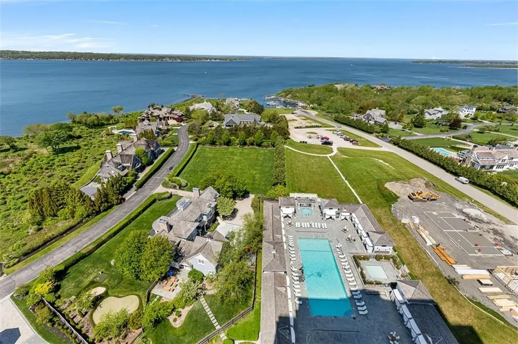 1 Tower Drive Portsmouth RI 02871