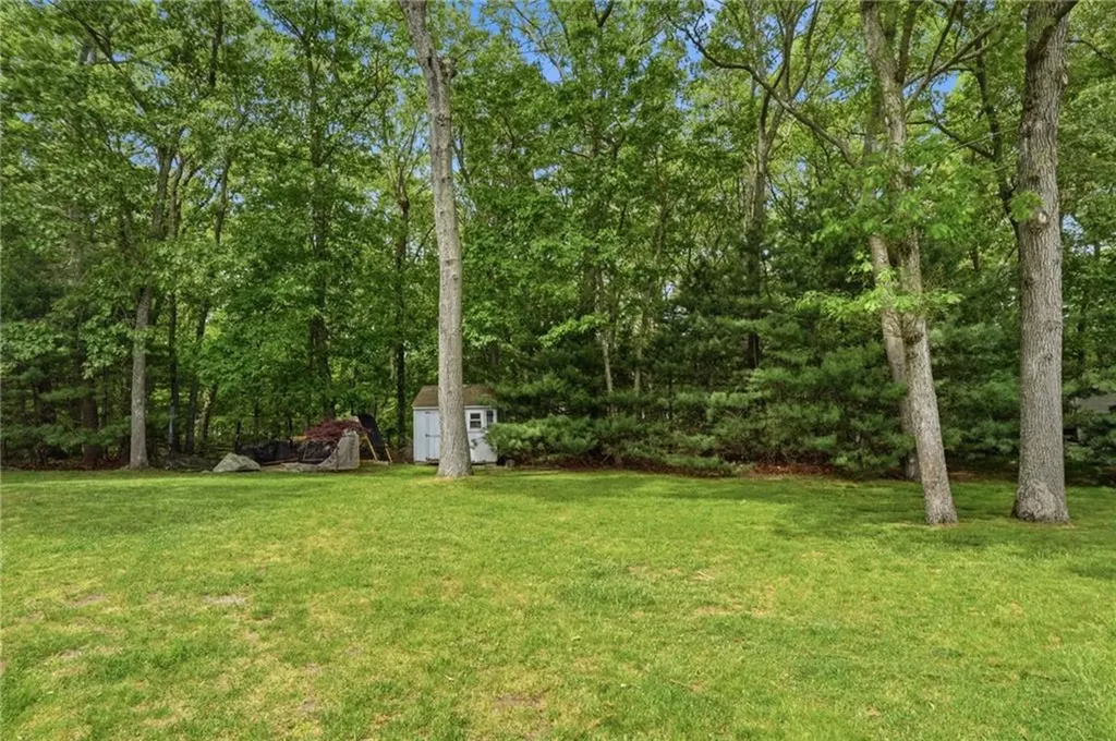193 Sleepy Hollow Farm Road Warwick RI 02886