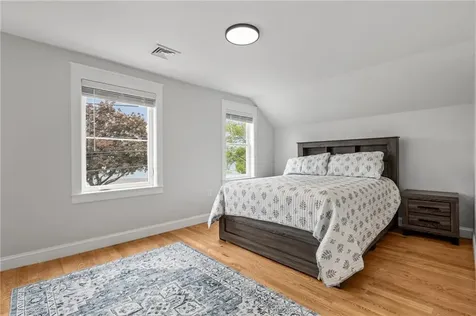 484 Thames Street Bristol RI 02809