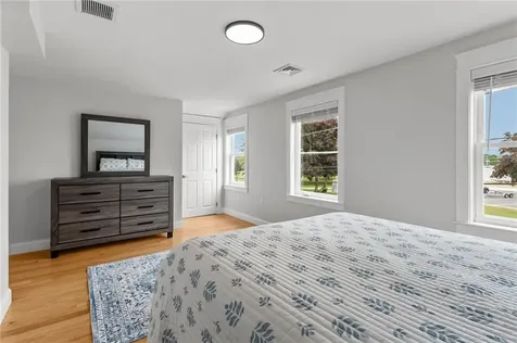 484 Thames Street Bristol RI 02809