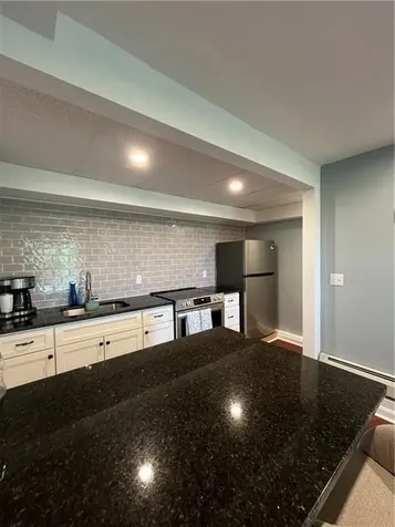 64 Mitchell Road Portsmouth RI 02871