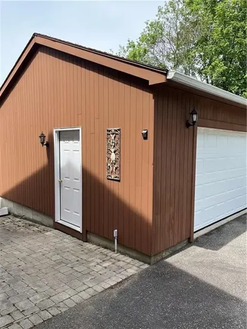 64 Mitchell Road Portsmouth RI 02871