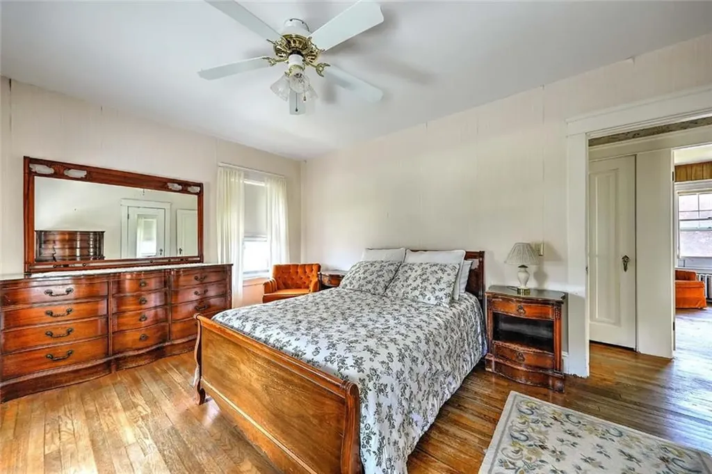 96 Jastram Street Providence RI 02908
