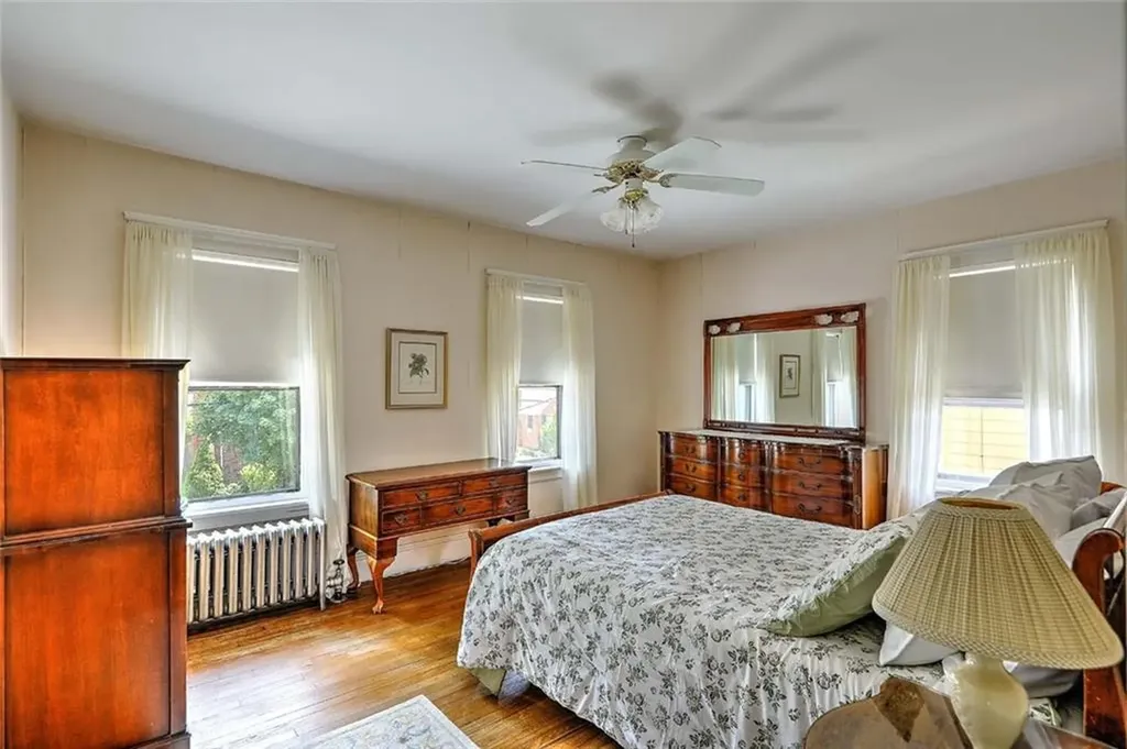 96 Jastram Street Providence RI 02908