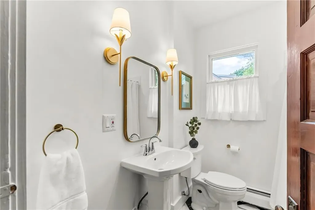 135 Olney Avenue North Providence RI 02911