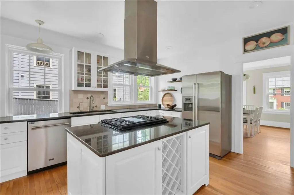 232 Taber Avenue Providence RI 02906