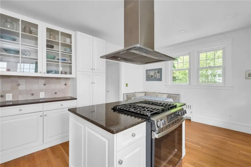 232 Taber Avenue Providence RI 02906
