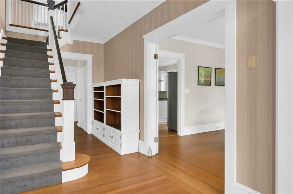 232 Taber Avenue Providence RI 02906