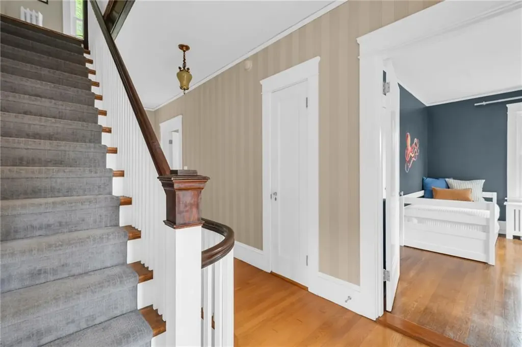 232 Taber Avenue Providence RI 02906
