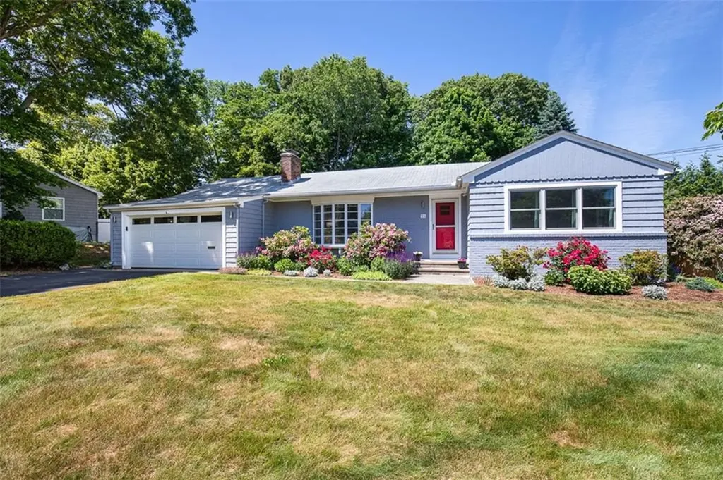 71 Primrose Hill Road Barrington RI 02806