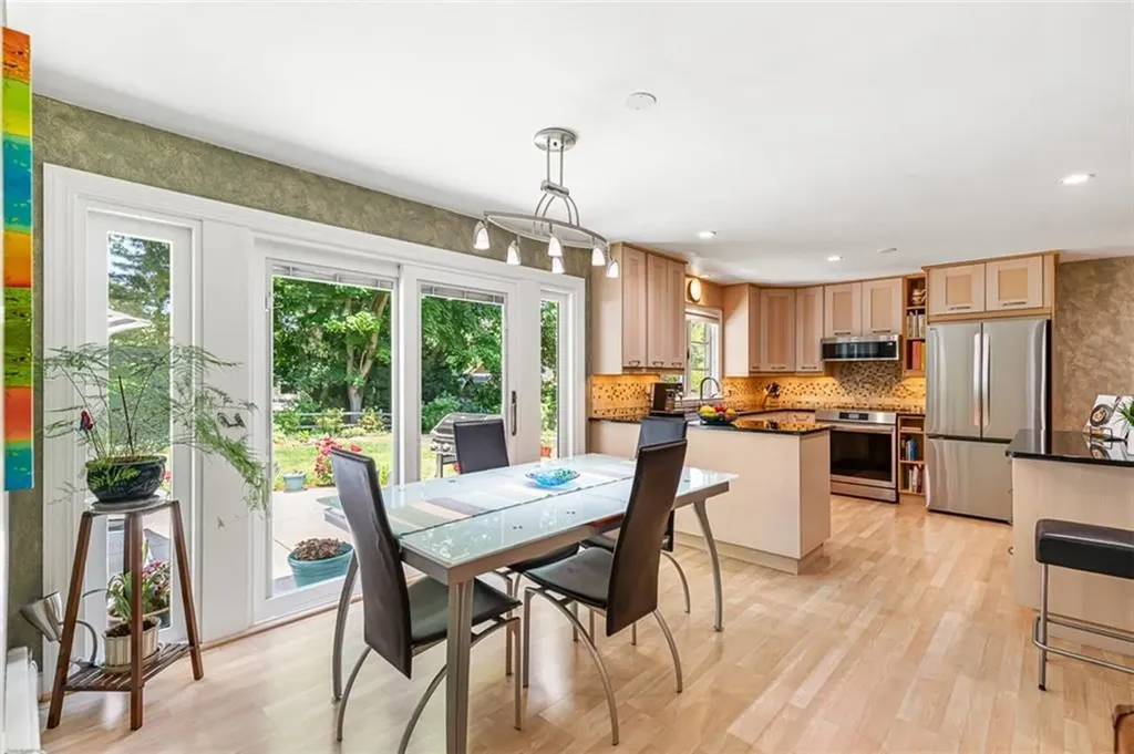 71 Primrose Hill Road Barrington RI 02806