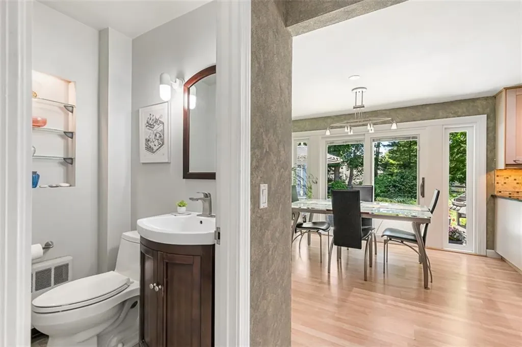 71 Primrose Hill Road Barrington RI 02806