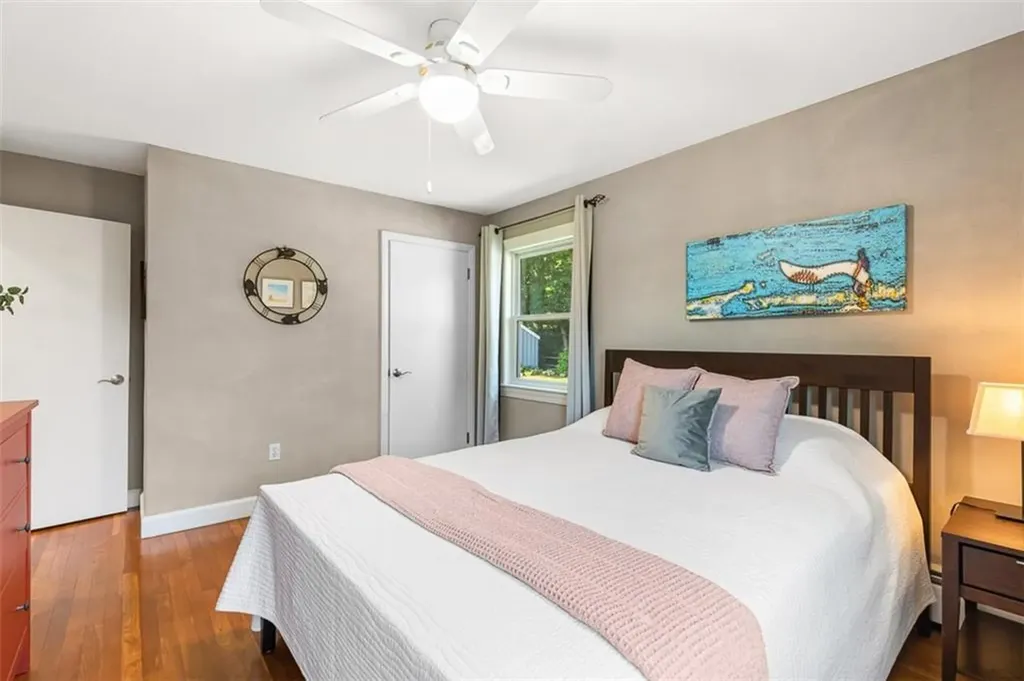 71 Primrose Hill Road Barrington RI 02806
