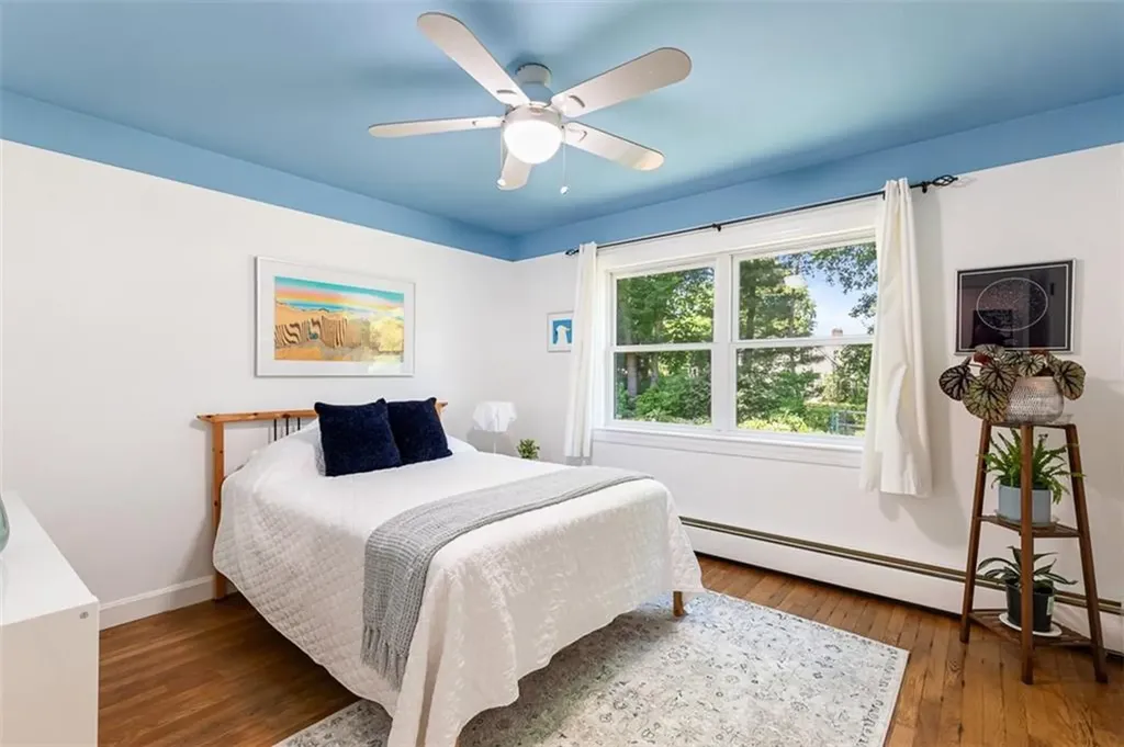 71 Primrose Hill Road Barrington RI 02806