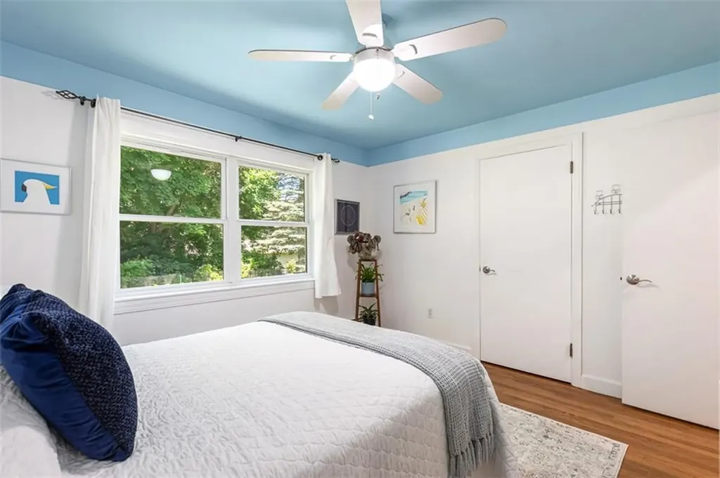 71 Primrose Hill Road Barrington RI 02806