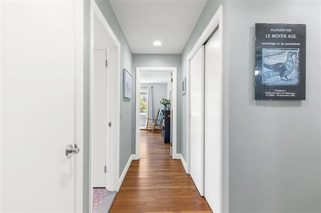 71 Primrose Hill Road Barrington RI 02806