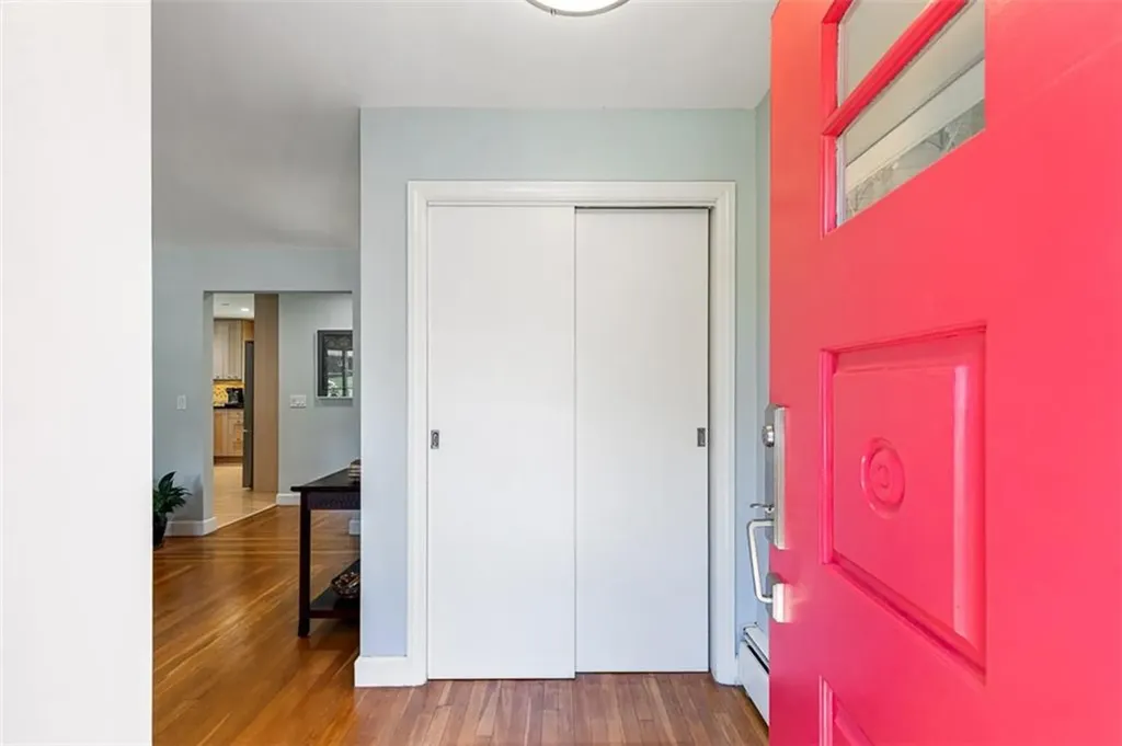 71 Primrose Hill Road Barrington RI 02806