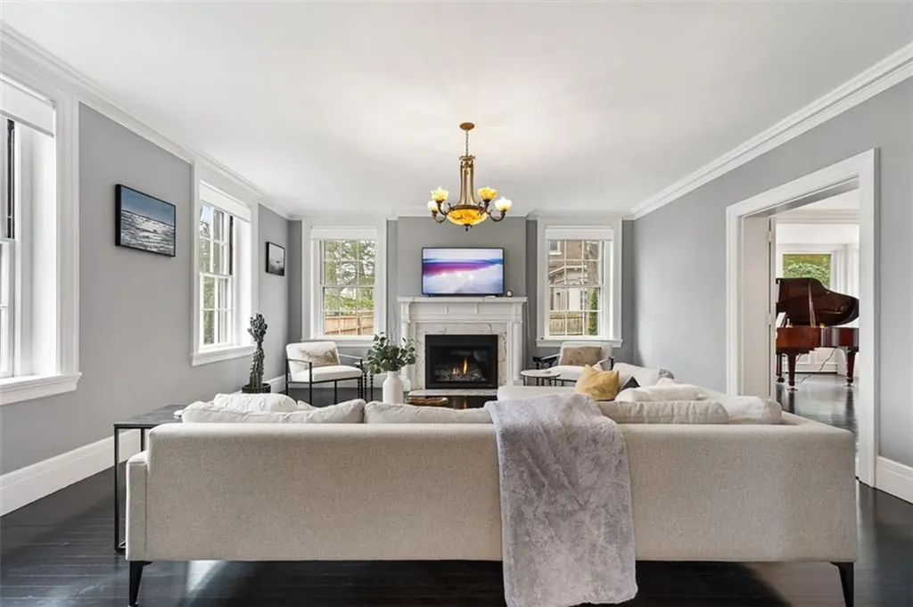 188 Blackstone Boulevard Providence RI 02906