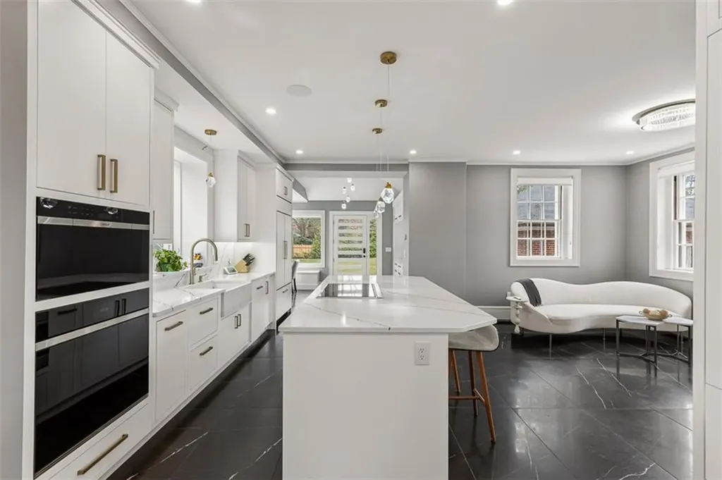 188 Blackstone Boulevard Providence RI 02906