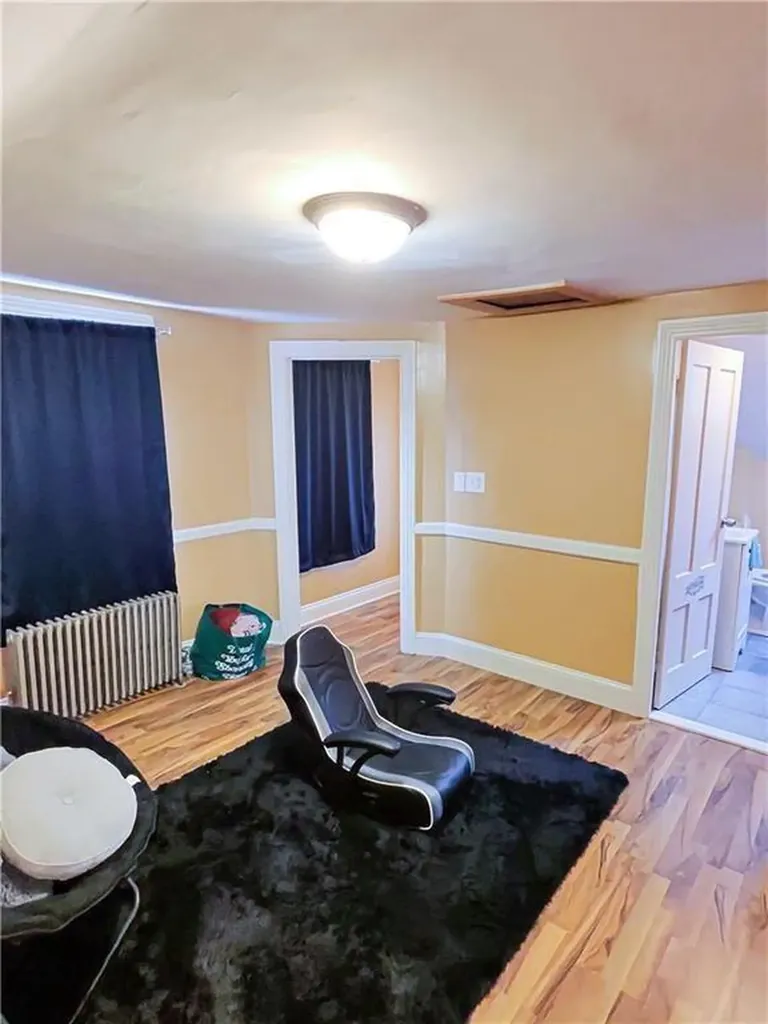 41 Monticello Street Providence RI 02904