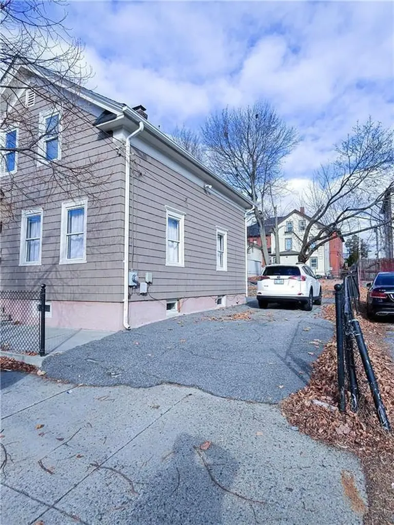 41 Monticello Street Providence RI 02904