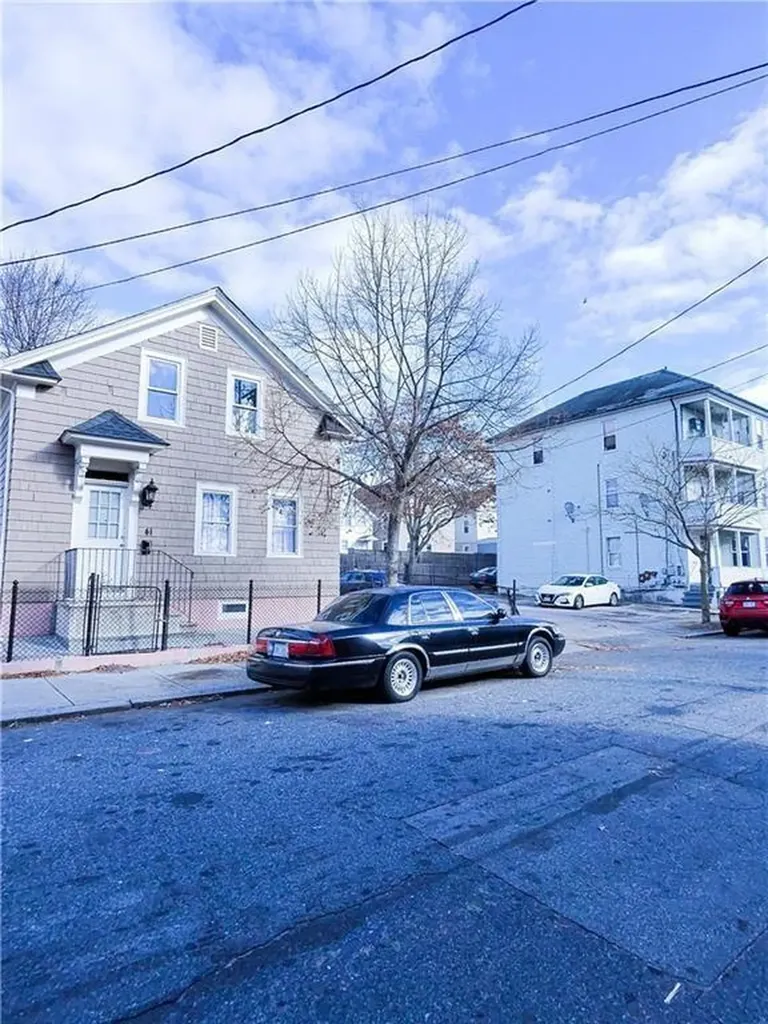 41 Monticello Street Providence RI 02904