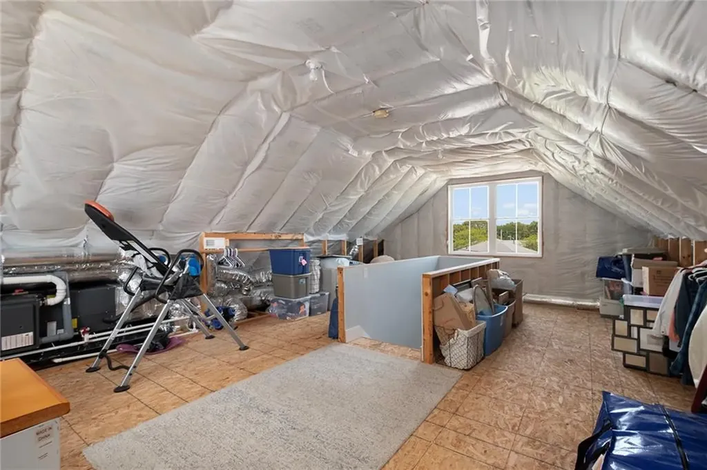 53 White Avenue East Providence RI 02915