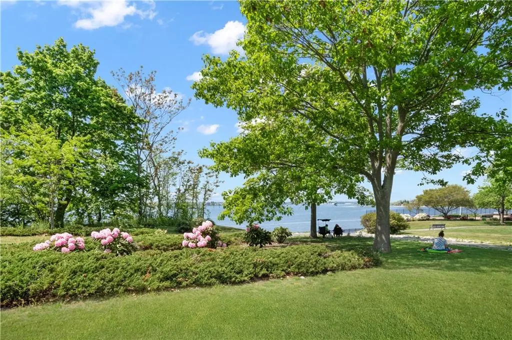 53 White Avenue East Providence RI 02915
