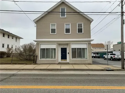 155 Main Road Tiverton RI 02878