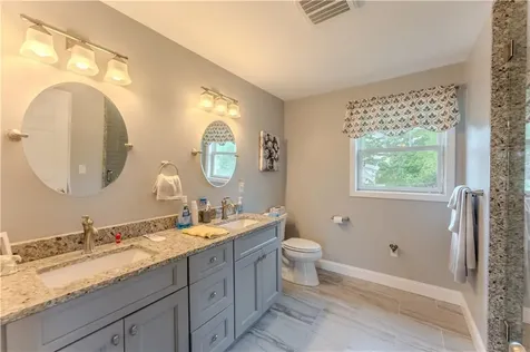 111 Middle Street North Kingstown RI 02852