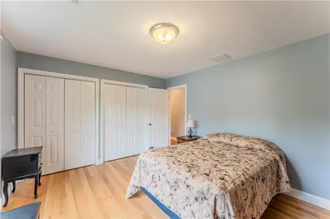 111 Middle Street North Kingstown RI 02852